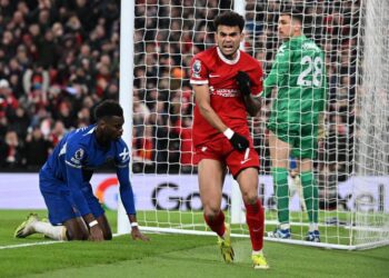 ¡Lucho Díaz está imparable! – Gol y asistencia en la victoria del Liverpool sobre el Chelsea