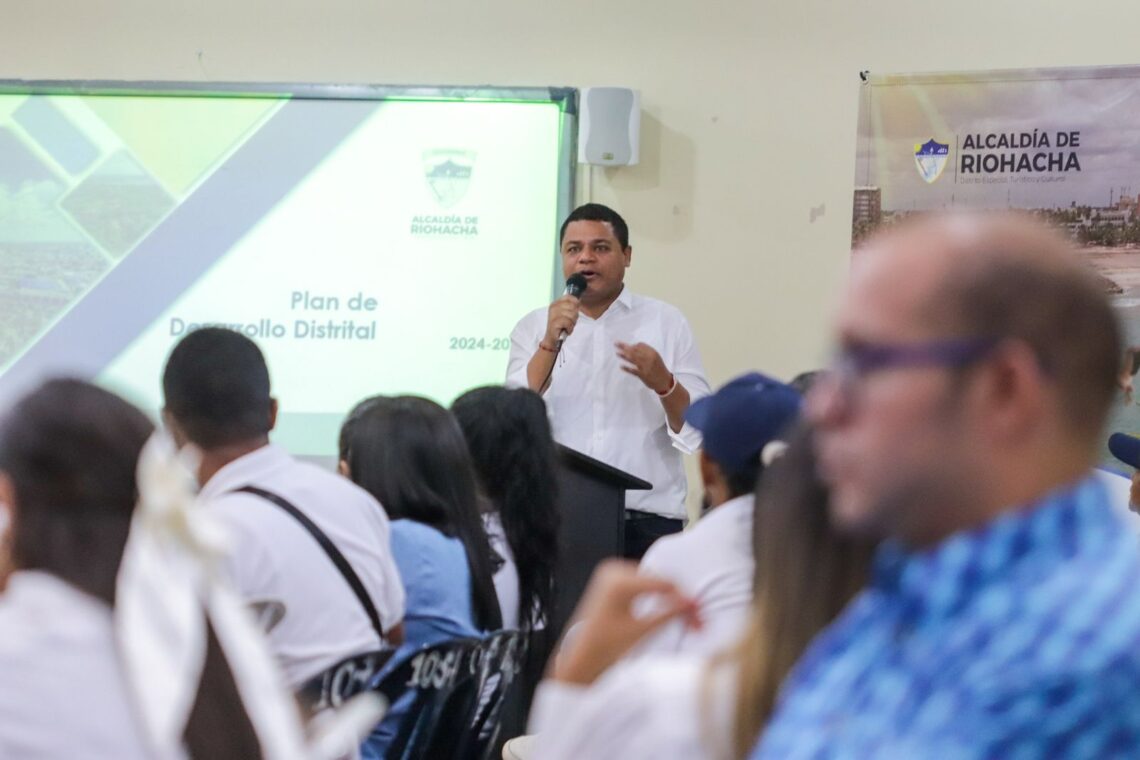 Alcaldía de Riohacha inició la elaboración del Plan de Desarrollo 2024-2027 en la Comuna 10