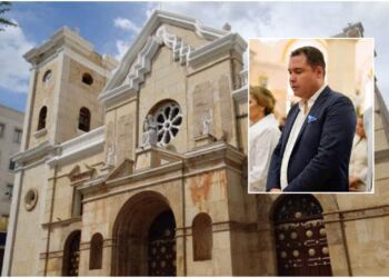 Exgobernador Nemesio Roys donó sistema de aire acondicionado para la Catedral de Riohacha