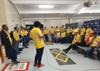 Trabajadores del Cerrejón comenzaron a votar entre la huelga o tribunal de arbitramento