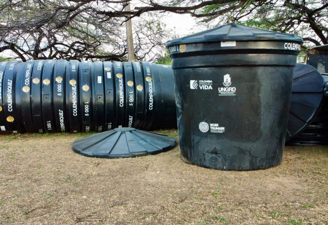 Comunidades indígenas wayuu de Maicao recibieron 180 nuevos tanques de agua