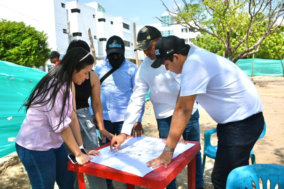 Arrancó la construcción de la nueva plaza José Prudencio Padilla de Barrancas