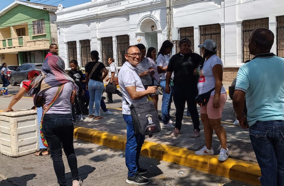 Distrito aún no resuelve contratación con las instituciones educativas de la Diócesis de Riohacha