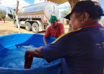 La Ungrd recorre La Guajira brindando soluciones de agua potable a los más necesitados