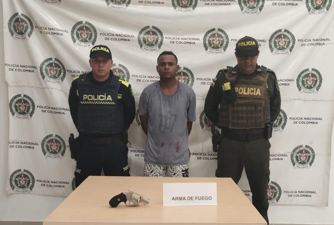 Sujeto fue capturado en el barrio Las Tunas de Riohacha por estar haciendo disparos al aire