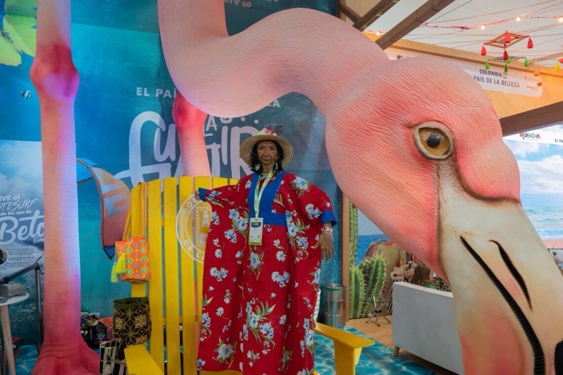 Flamencos, mar y kitesurf, el imponente stand de La Guajira en Anato 2024