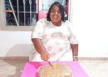 Jefe de prensa de la Alcaldía de La Paz y su hija de 5 años sufrieron grave accidente