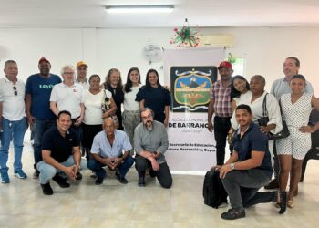 Buenas noticias para el sector agrícola de Barrancas: alcalde gestiona apoyos económicos