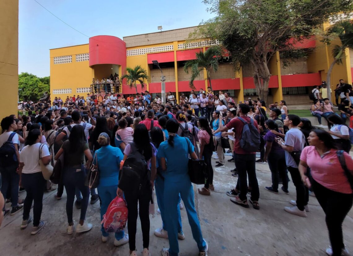 Uniguajira rechaza presunto acceso carnal violento a una mujer en inmediaciones de la institución