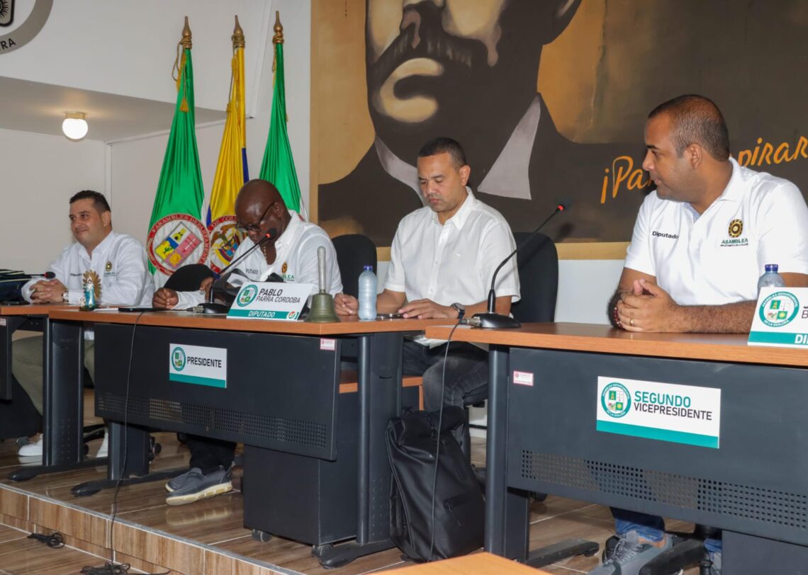 En sesiones extraordinarias, diputados de La Guajira estudian 4 proyectos de ordenanza en materia de vivienda