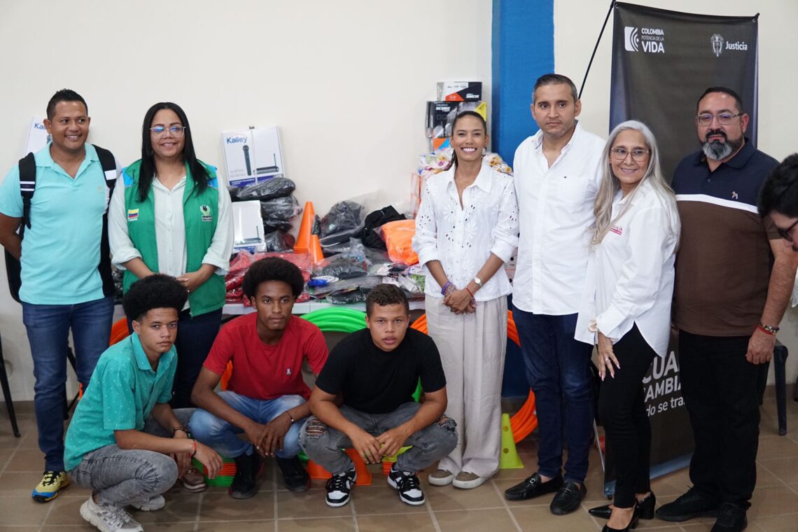 Undeportes fortalece las habilidades deportivas de los jóvenes y adolescentes de Riohacha