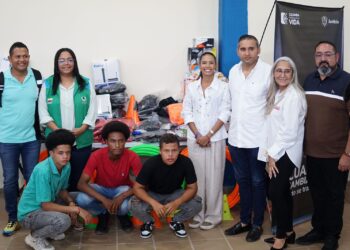 Undeportes fortalece las habilidades deportivas de los jóvenes y adolescentes de Riohacha