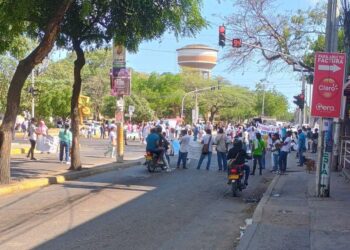 En La Guajira, comunidades indígenas wiwa y wayuu exigen atención del gobierno nacional