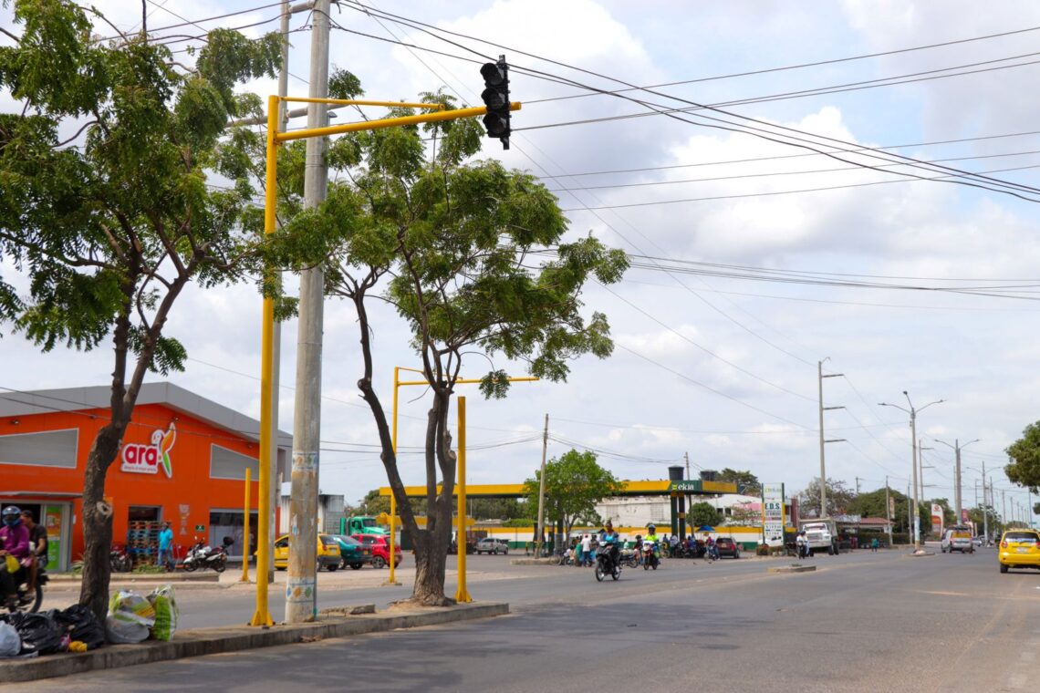 “Riohacha hoy cuenta con nuevos semáforos por la seguridad vial”: director del Instramd