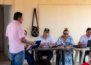 Alcalde de Barrancas revisa necesidades y problemáticas del Resguardo Indígena Trupío Gacho