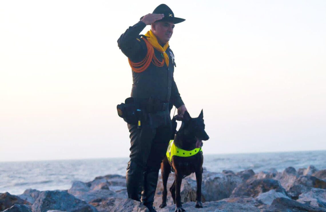 Sorprenden a un sujeto con 6 mil dólares y un arma de fuego en Maicao