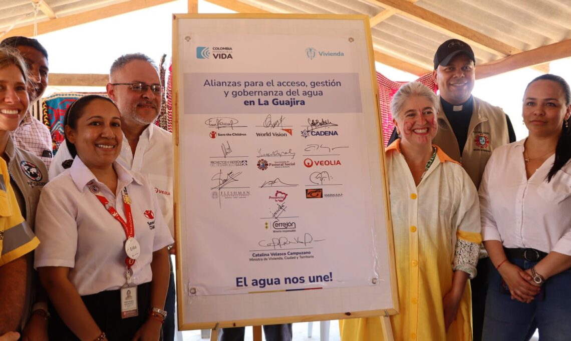 MinVivienda y cooperantes firman alianza para rehabilitar fuentes de agua en comunidades de La Guajira