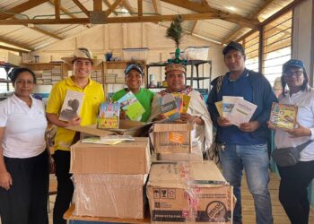 The Suso’s Show donó libros en la comunidad wayuu Yotojorotshi, Maicao