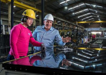 Trabajo si hay – El empresario Christian Daes busca a jóvenes “que no sepan hacer nada”