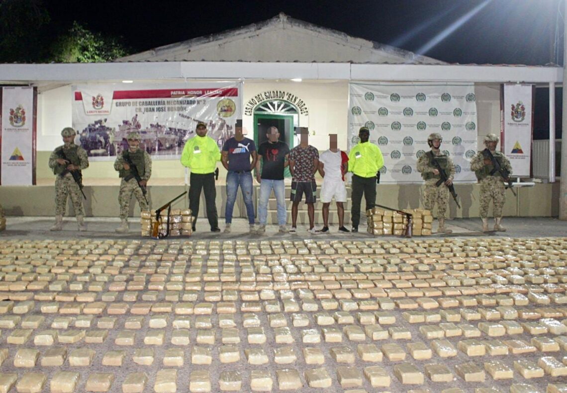 “La pepita es mía”: Ana del Castillo responde a quienes criticaron su vestido en los Upar Awards