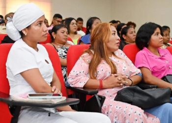 Uniguajira lideró el primer simposio internacional del cuidado integral en enfermería
