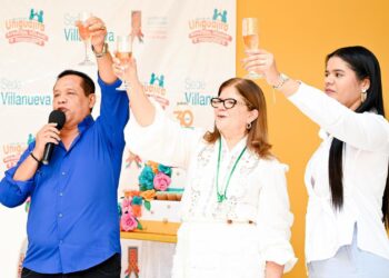 Uniguajira sede Villanueva celebró 30 años de trayectoria y aporte a la construcción de región