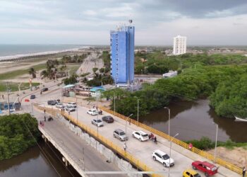 Habilitan parcialmente el nuevo puente sobre el Riito en Riohacha