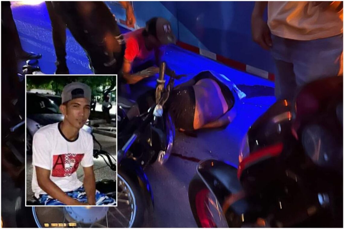 En Albania, motorizado fue arrollado por un automóvil y posteriormente aplastado por un bus