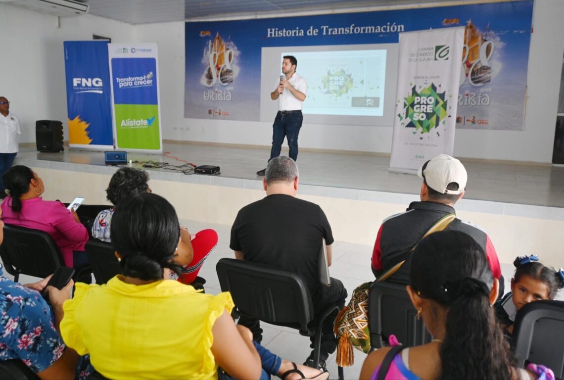 Más de 50 comerciantes de Uribia dieron el paso hacia la formalización