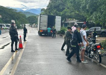 Con una granada y cartuchos para fusil capturan a un sujeto sobre la Troncal del Caribe