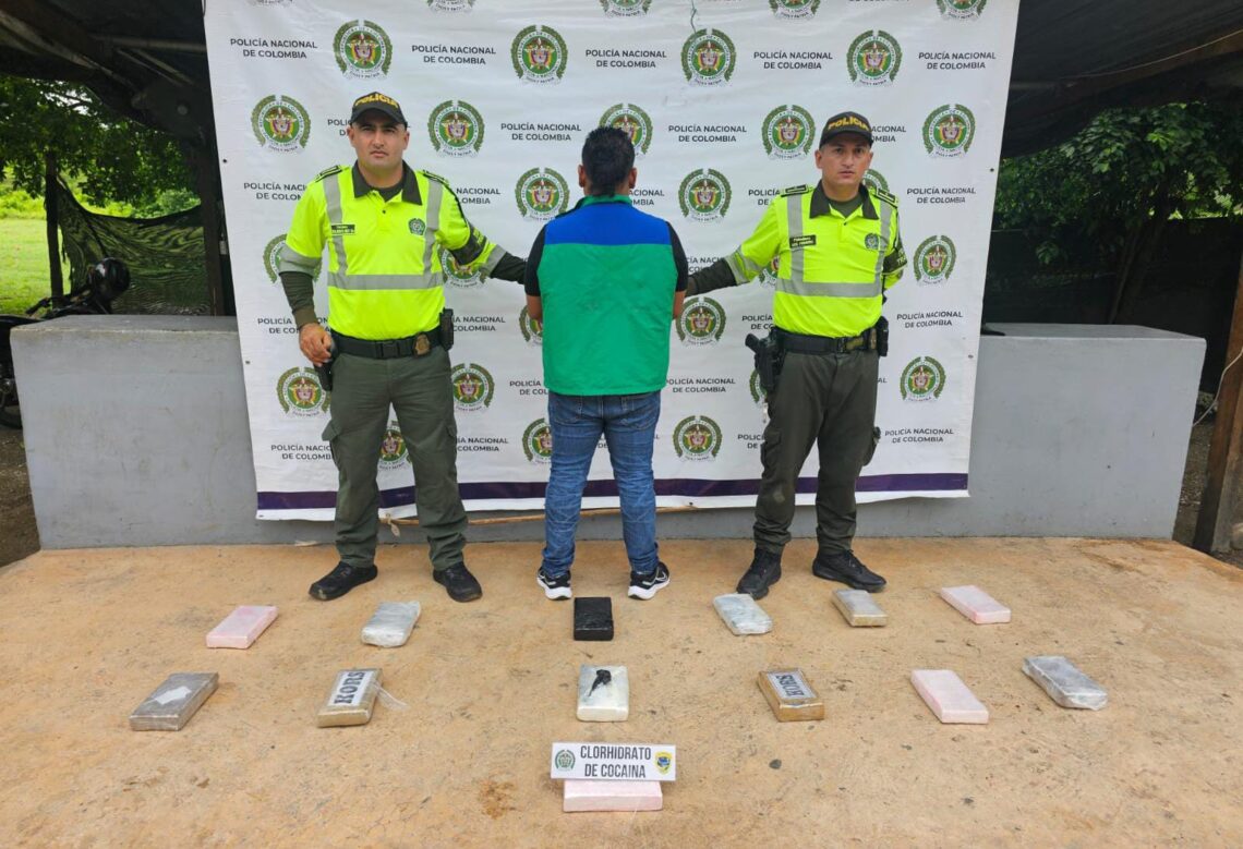 Sorprenden a un sujeto transportando hacia La Guajira 13 kilos de cocaína como pasajero