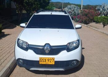 Por iniciativa de la senadora Martha Peralta, el Congreso de la República entregó condecoración a SINALTRAICA