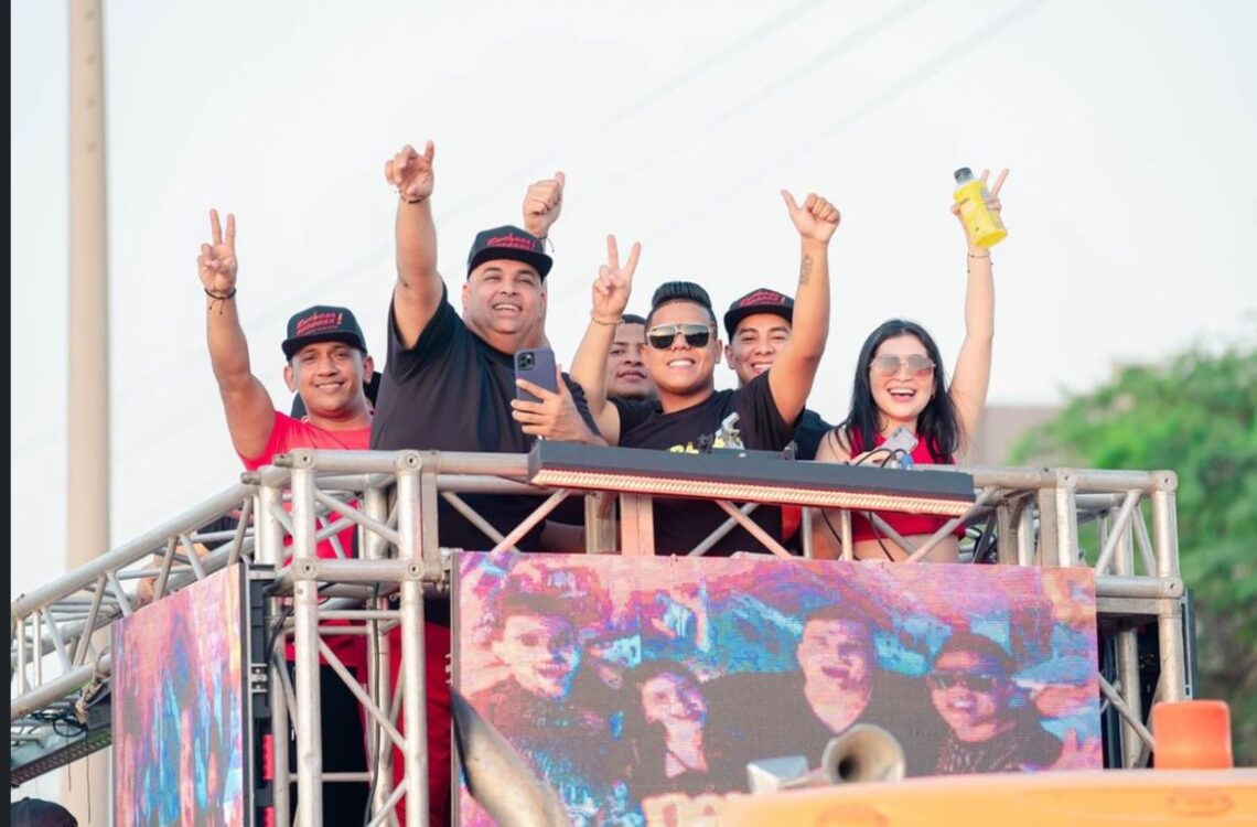 Riohacha le dijo si a ‘Pon la hora’ de Rolando Ochoa, Zona 8 y Haffit David el cantor