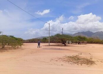 Ampliación de redes y alumbrado público solar, las apuestas del alcalde de Uribia para la Alta Guajira