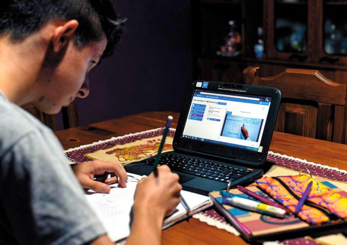 Todavía hay cupos para los cursos cortos de formación digital gratuita que ofrece Senatec