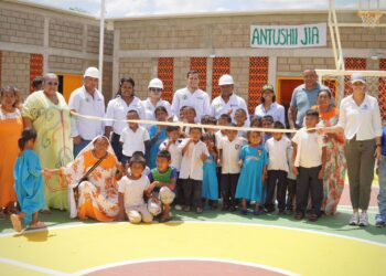 “De enrramadas a aulas de clases”: inauguran infraestructura educativa en el internado Akuaipa de Albania