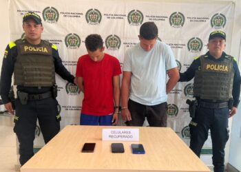 Con tres celulares, capturan a dos sujetos en Hatonuevo luego de cometer un atraco
