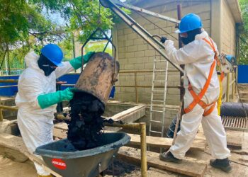 Refuerzan mantenimientos en estaciones de bombeo de aguas residuales en Riohacha