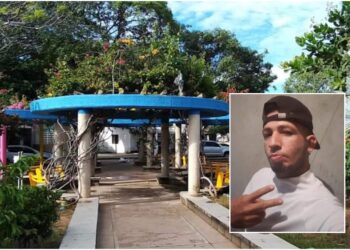 “Estaba esperando a alguien”: identifican al joven asesinado en el parque Simón Bolívar de Riohacha