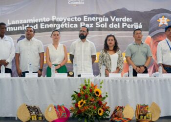 Oficializan la construcción de la primera planta solar para firmantes de paz en La Guajira