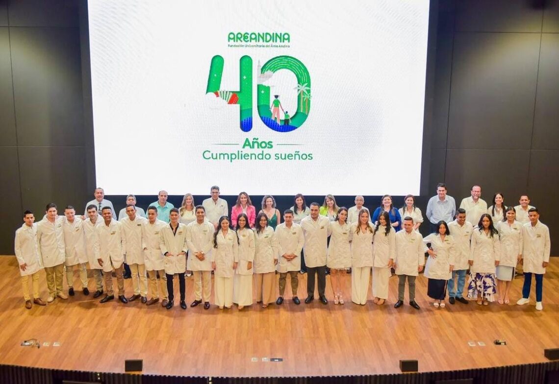 Areandina, sede Valledupar, gradúa la primera generación de médicos del Cesar: hecho histórico para la región