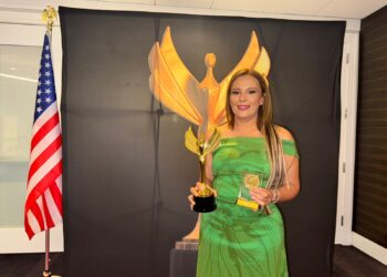 Andreina García Pinto, galardonada en Washington como ‘Mujer influyente del año’