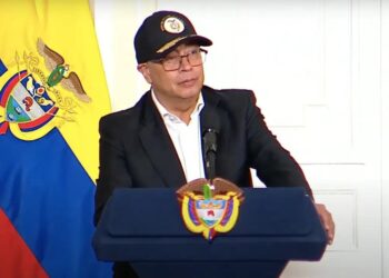 Sigue subiendo la desaprobación del presidente Gustavo Petro: va en 66%