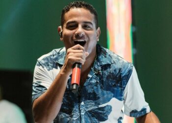 Al estilo bandanato, Iván Ballesteros sorprende con su nueva canción ‘Dulcinea’