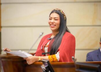 Avanza a tercer debate el Proyecto de Ley de Vivienda Rural que lidera la senadora Martha Peralta Epieyú