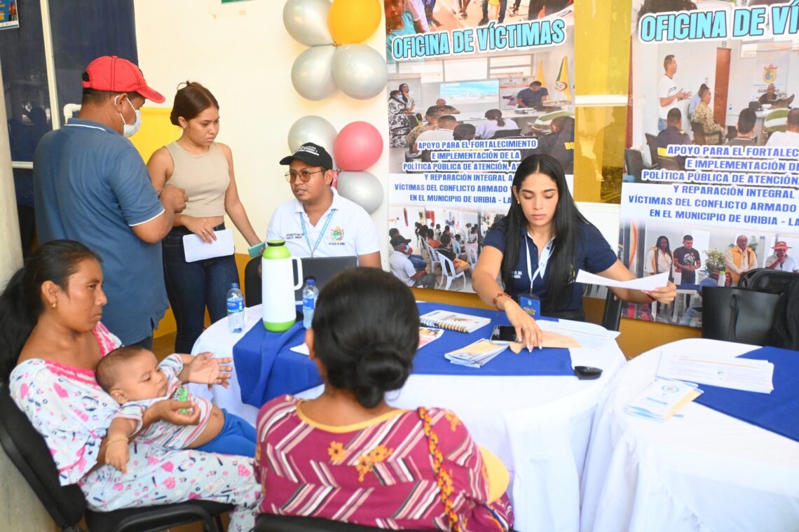 Uribia celebra el éxito de la macro oferta institucional: un compromiso de la Alcaldía de Uribia