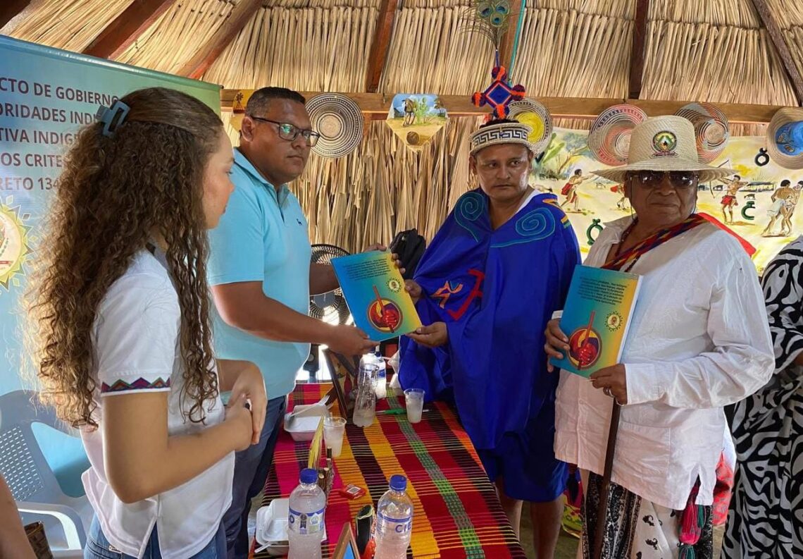 Institución educativa indígena de Maicao presenta nuevos criterios para beneficio de los docentes