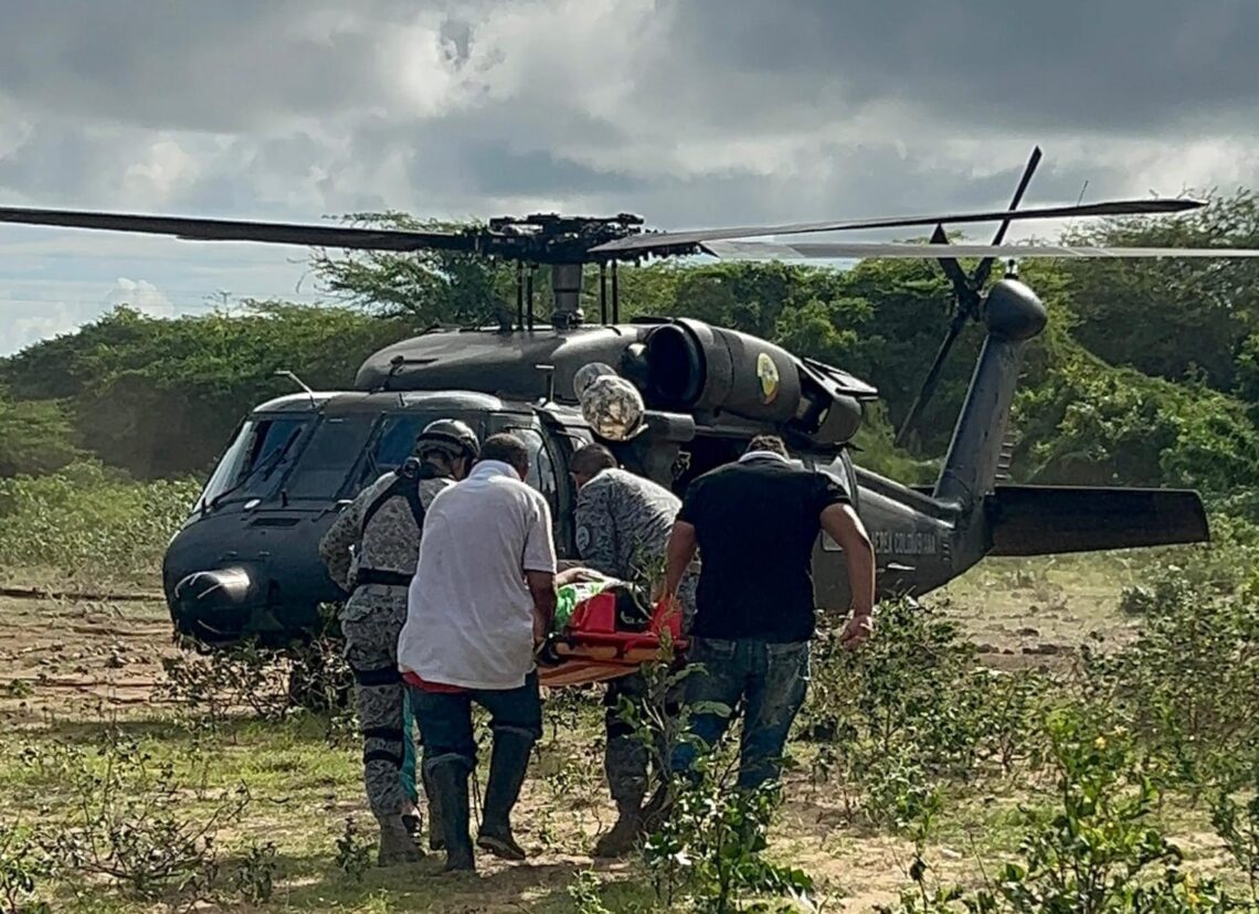 Vía aérea, pacientes críticos son trasladados desde la Alta Guajira a centros hospitalarios de Maicao