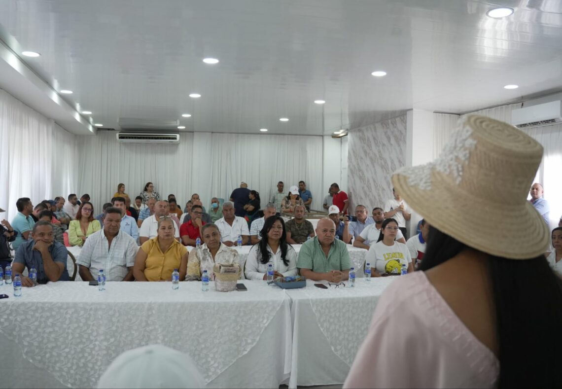 Sector de hidrocarburos en La Guajira reconoce gestión de la senadora Martha Peralta a favor del gremio