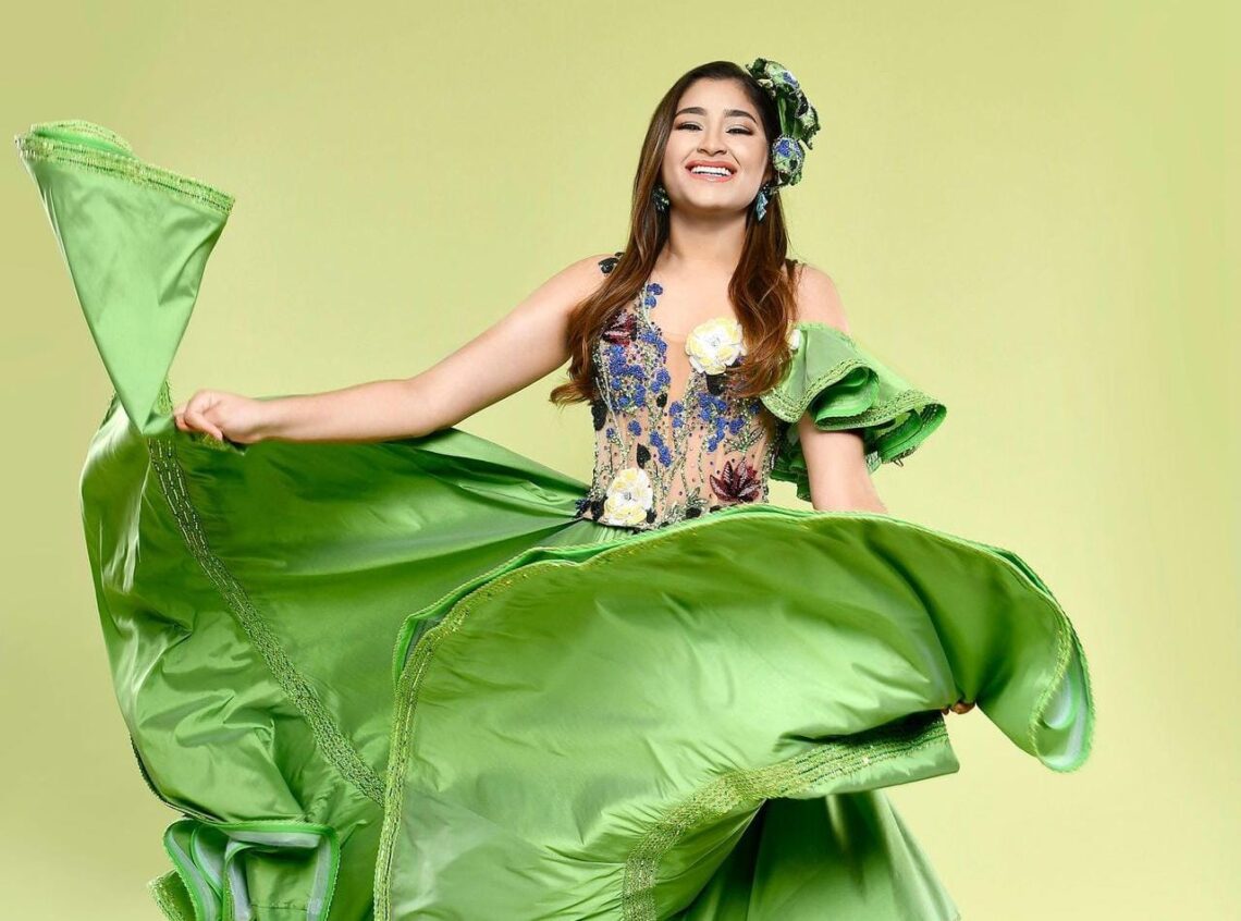 Lolimar Robles Frías, la encantadora reina juvenil de los Carnavales de Riohacha 2025